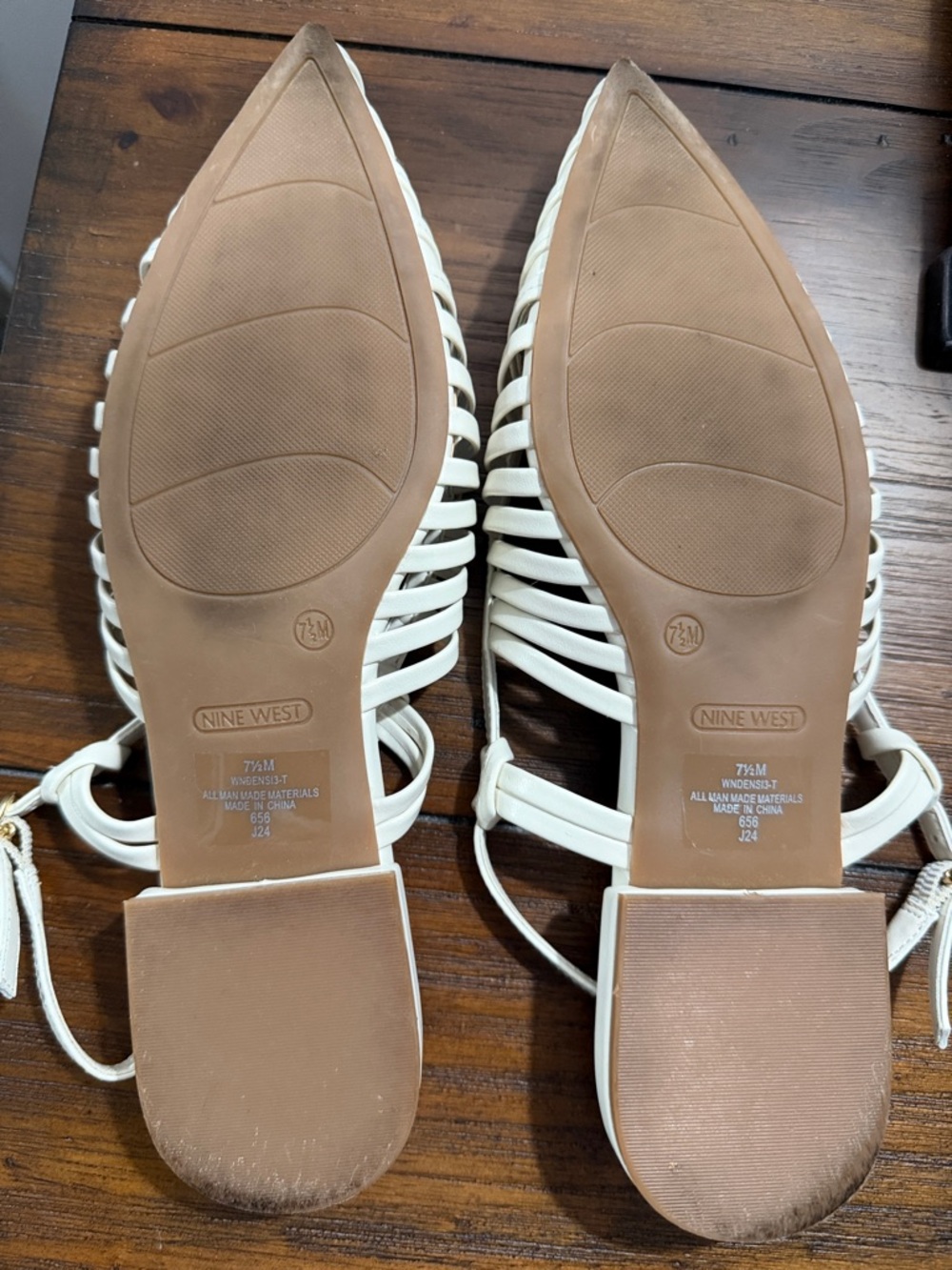 Nine West Cream Pointed Pleated Slingback Flats - size 7.5 - Picture 4 of 8